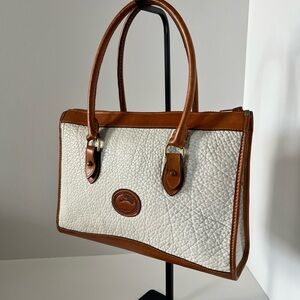Vintage Dooney & Bourke White and Brown Shoulder Bag